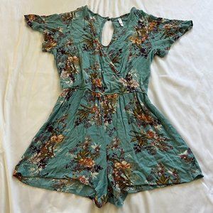 Xhilaration Floral Romper M